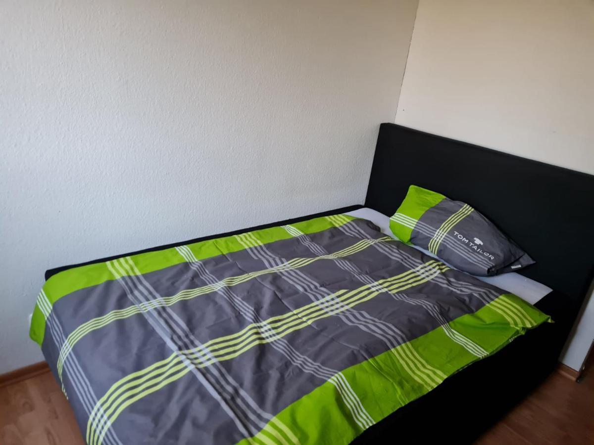 Ruhige Und Erholsame Wohnung Mit Balkon Гьотинген Екстериор снимка
