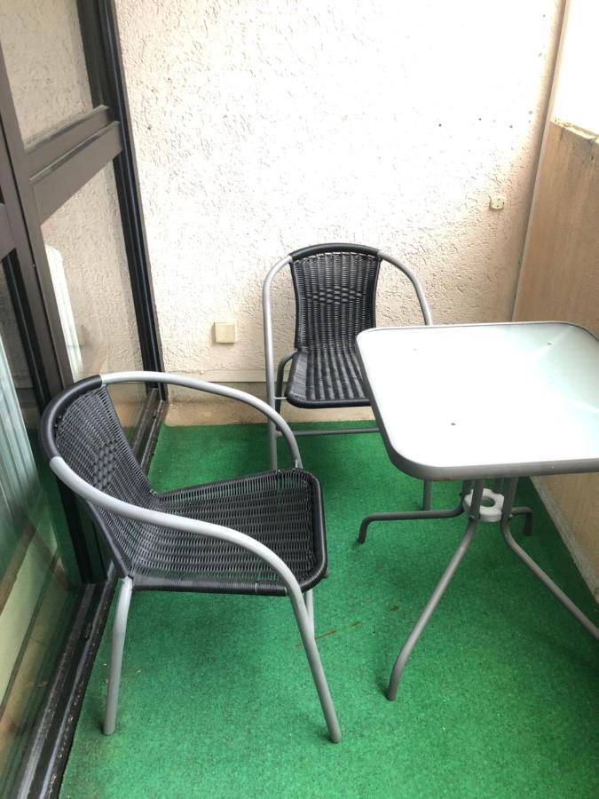 Ruhige Und Erholsame Wohnung Mit Balkon Гьотинген Екстериор снимка